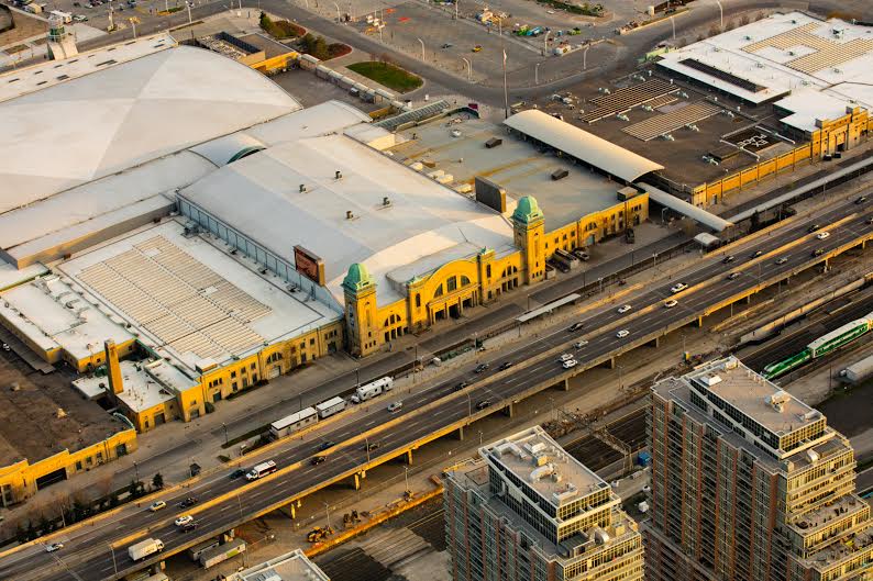 Ricoh exterior t1 w 001